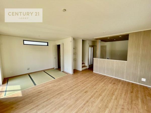 松戸市栄町8丁目 J号棟 新築戸建(リビング)