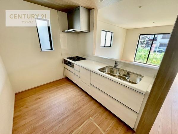 松戸市栄町8丁目 J号棟 新築戸建(キッチン)