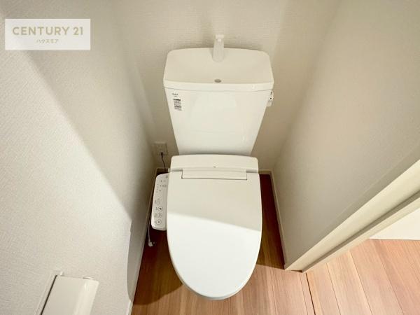 龍ケ崎市野原町 3号棟 新築戸建(トイレ)