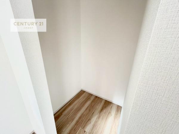 龍ケ崎市野原町 4号棟 新築戸建(収納)