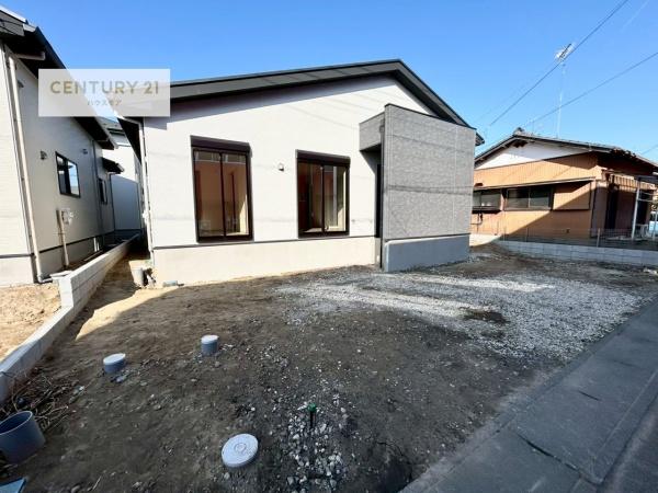 龍ケ崎市野原町 4号棟 新築戸建(駐車場)