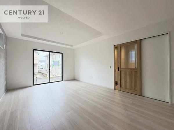 流山市西平井1丁目　2号棟　新築戸建