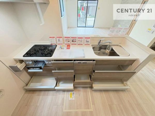 松戸市栗ケ沢　2号棟　新築戸建