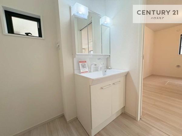 松戸市栗ケ沢　2号棟　新築戸建