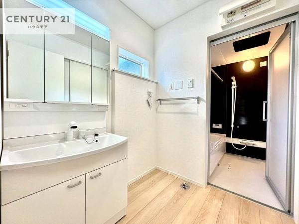 牛久市下根町　1号棟　新築戸建