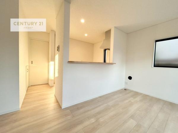 牛久市下根町　2号棟　新築戸建