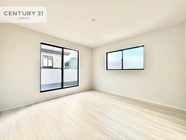 牛久市栄町5丁目　1号棟　新築戸建