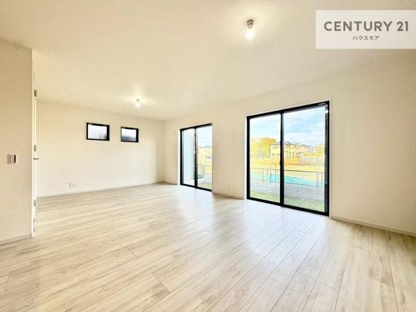 松戸市栄町7丁目　新築戸建て