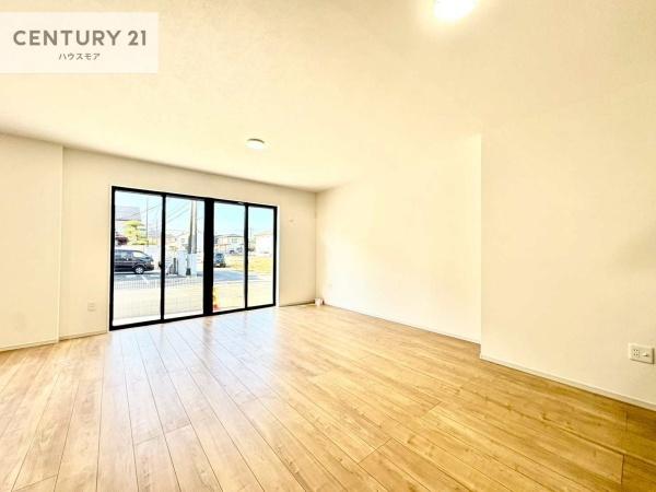 松戸市新松戸南1丁目　1号棟　新築戸建