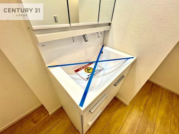 松戸市新松戸南1丁目　1号棟　新築戸建