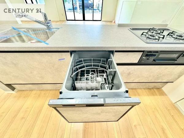 松戸市新松戸南1丁目　1号棟　新築戸建