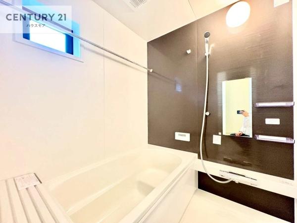 松戸市新松戸南1丁目　2号棟　新築戸建