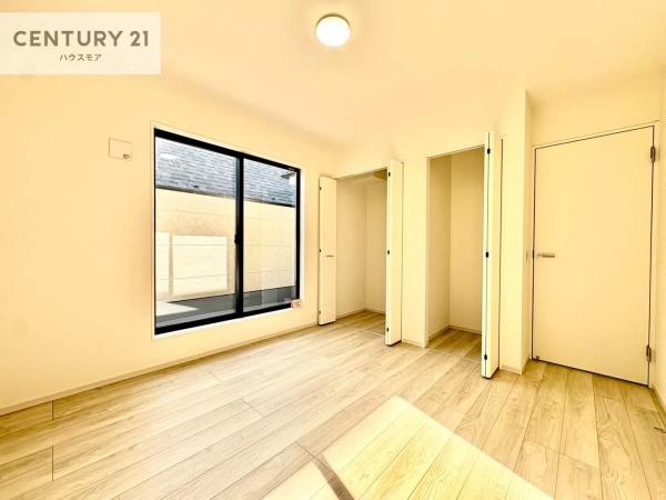 松戸市新松戸南1丁目　2号棟　新築戸建