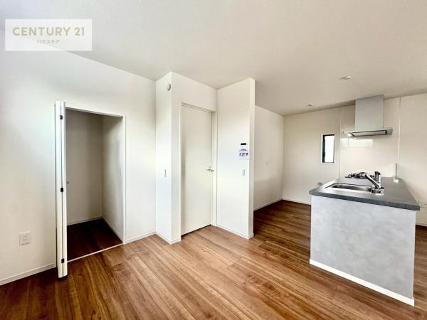 松戸市栄町2丁目　1号棟　新築戸建