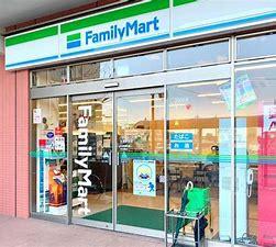 龍ケ崎市佐貫町　2号棟(ファミリーマート佐貫駅前店)