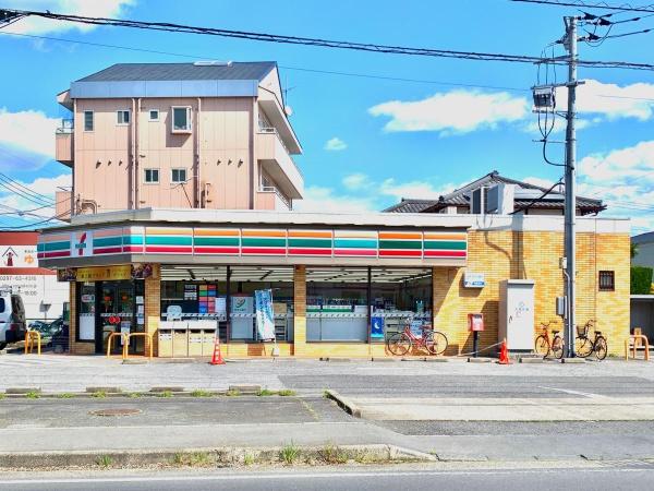 龍ケ崎市佐貫町　2号棟(セブンイレブン竜ケ崎若柴店)