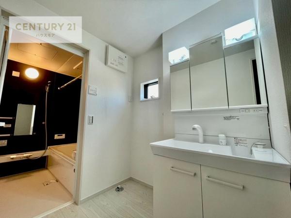 龍ケ崎市佐貫町　2号棟