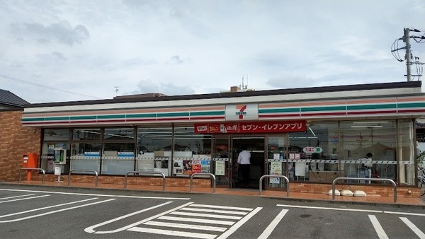 牛久市田宮町　2号棟　新築戸建(セブンイレブン牛久駅西店)
