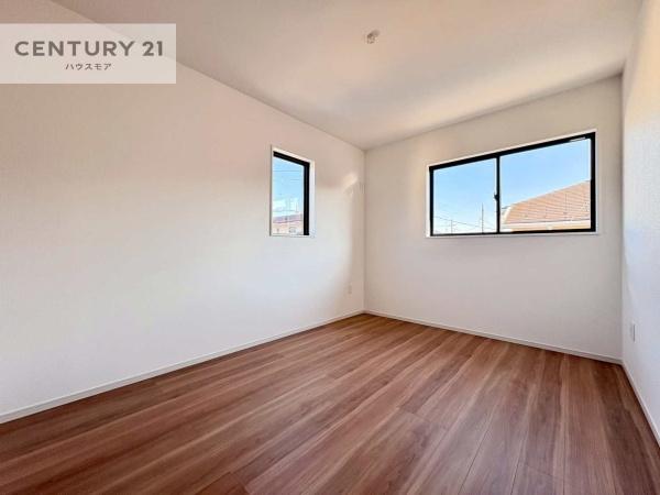 牛久市田宮町　2号棟　新築戸建