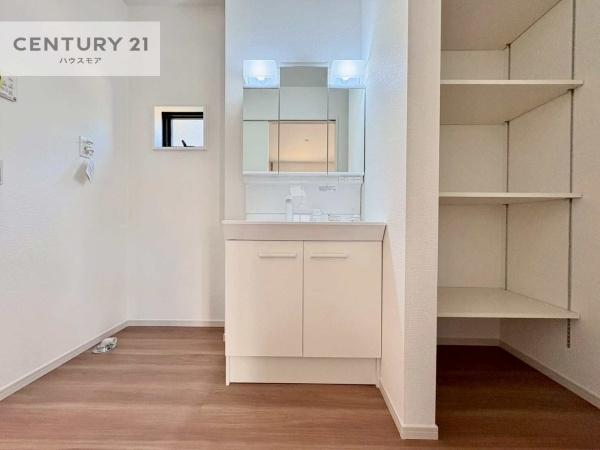 牛久市田宮町　2号棟　新築戸建