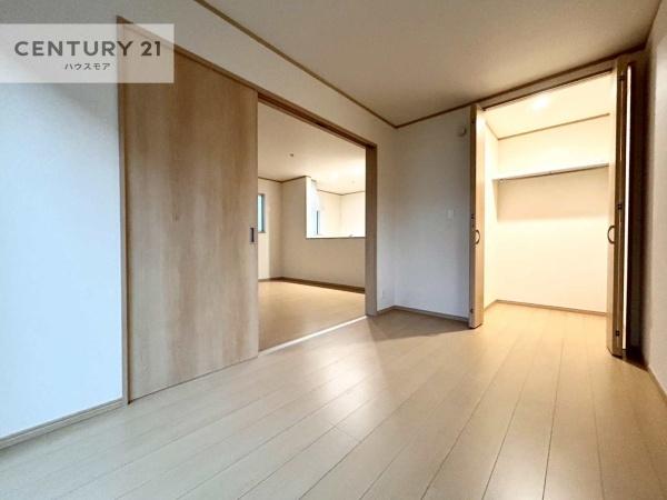 松戸市小金原9丁目　B号棟　新築戸建