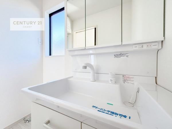 牛久市南3丁目　新築戸建