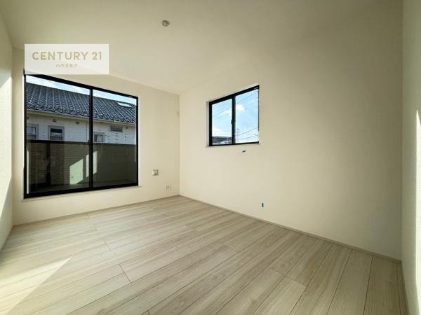 松戸市栗山　B号棟　新築戸建