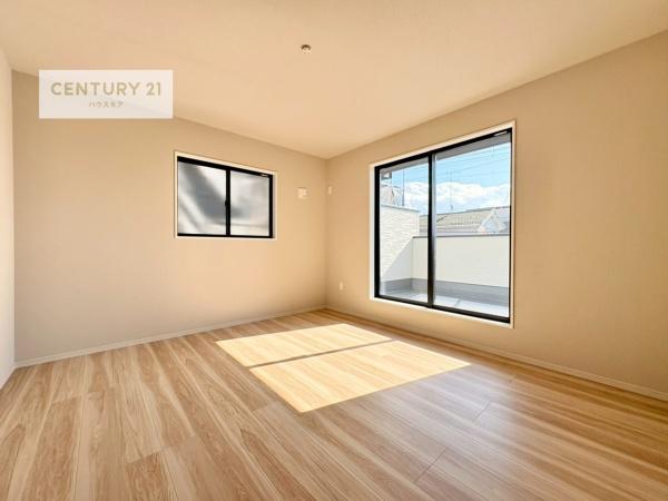 牛久市刈谷町4丁目　新築戸建て