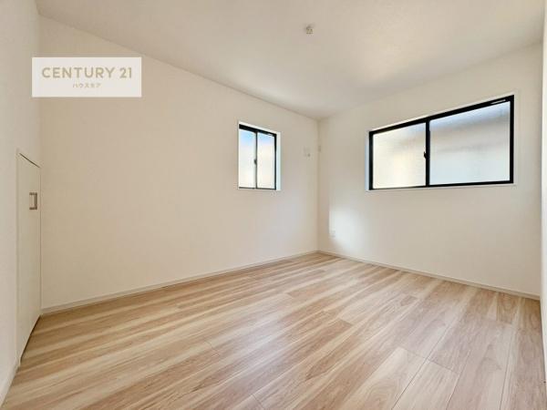 牛久市刈谷町4丁目　新築戸建て