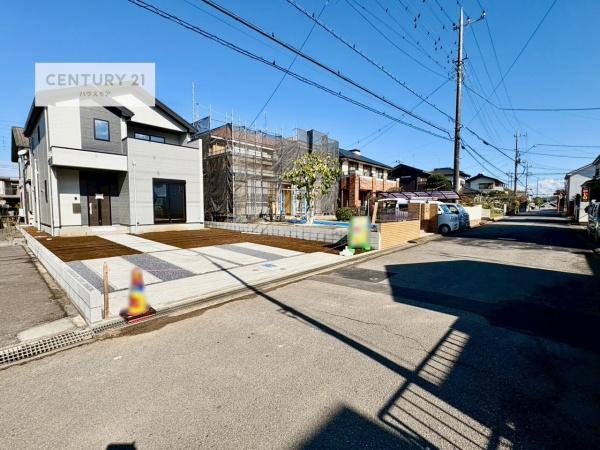 牛久市刈谷町4丁目　新築戸建て