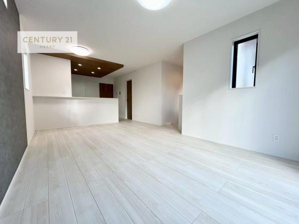 松戸市西馬橋5丁目　2号棟　新築戸建