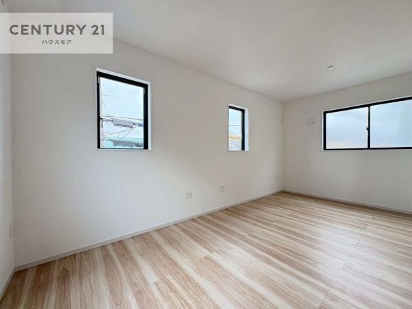 流山市西平井1丁目　1号棟　新築戸建