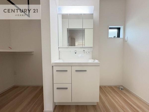 流山市西平井1丁目　1号棟　新築戸建