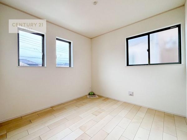 松戸市新松戸南2丁目　B号棟　新築戸建て