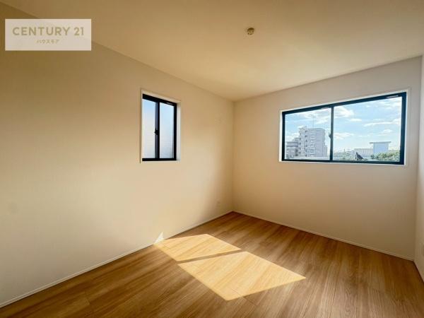 流山市流山4丁目　3号棟　新築戸建