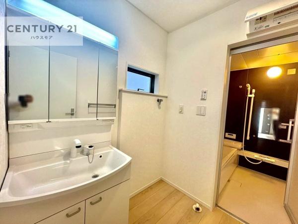 柏市新富町2丁目　2号棟　新築戸建て