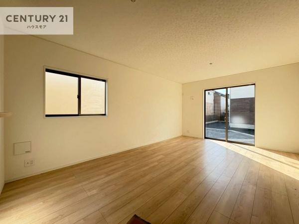 柏市東山2丁目　2号棟　新築戸建て