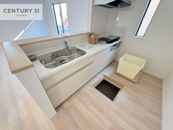 柏市東山2丁目　5号棟　新築戸建て