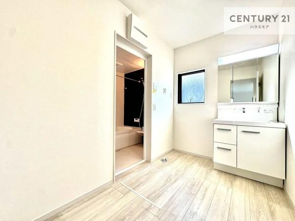 松戸市栄町7丁目　新築戸建て