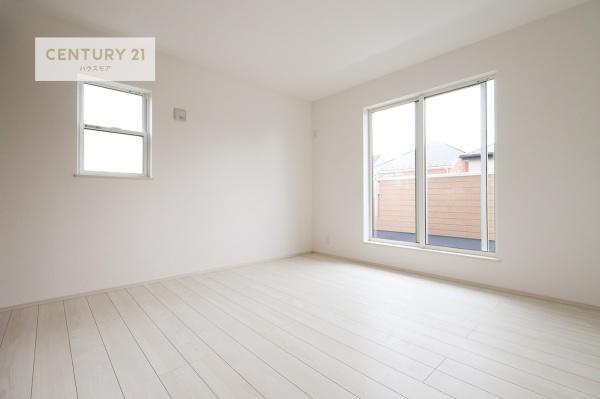 柏市増尾4丁目　2号棟　新築戸建