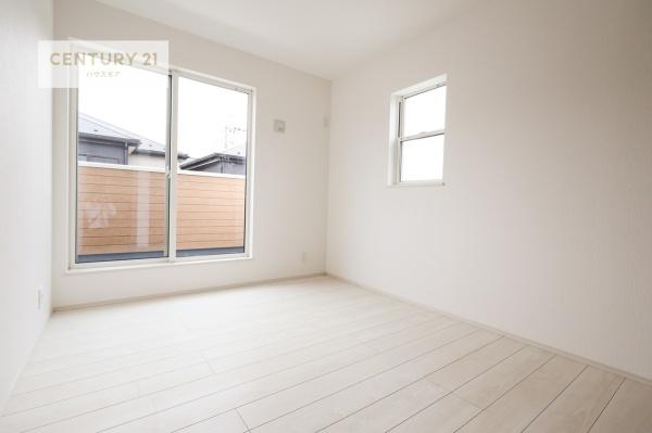 柏市増尾4丁目　2号棟　新築戸建