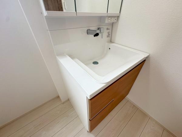 柏市増尾4丁目　2号棟　新築戸建