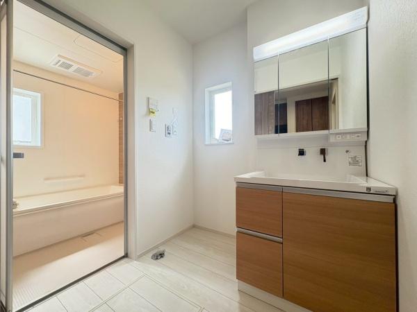 柏市増尾4丁目　2号棟　新築戸建