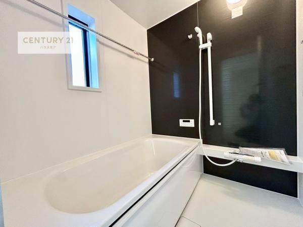 牛久市下根町　2号棟　新築戸建