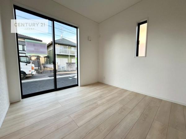 牛久市下根町　2号棟　新築戸建