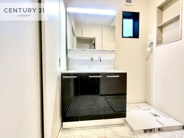 柏市南逆井4丁目　新築戸建