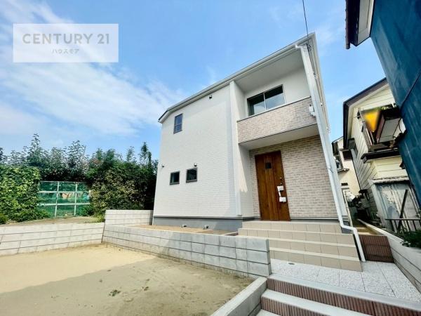 松戸市高塚新田　2号棟　新築戸建