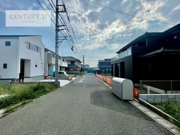 松戸市高塚新田　2号棟　新築戸建
