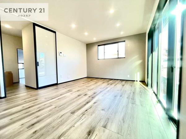 柏市南逆井4丁目　新築戸建