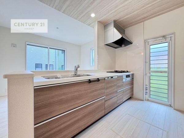 土浦市港町3丁目　新築戸建て